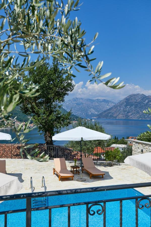 Our Sunset Apartments With Pool And Sea View Kotor Kültér fotó